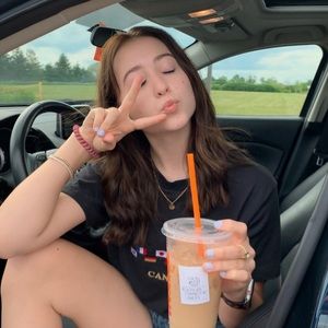 Meet your Posher, Katherine